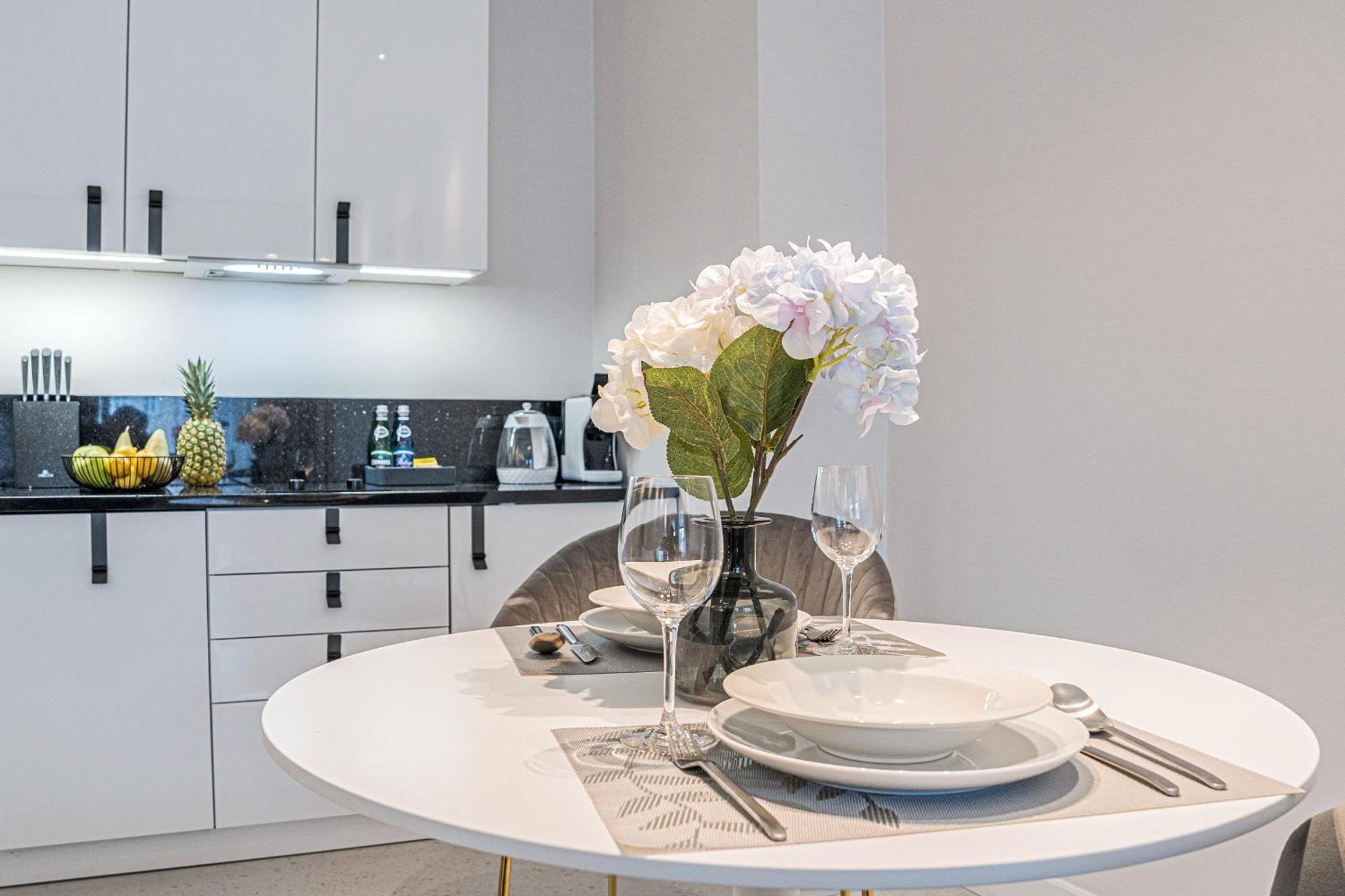 Deo Plaza Apartamenty Premium By Rent Like Home Γκντανσκ Εξωτερικό φωτογραφία